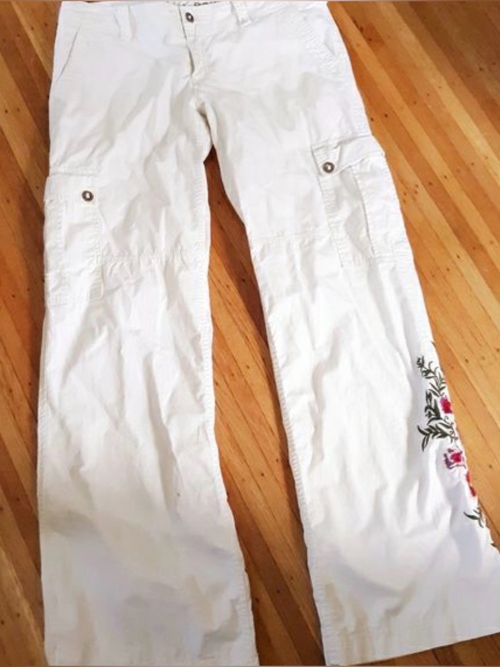 Roxy White Wide-Leg Cargo Pants with Red Floral Embroidery